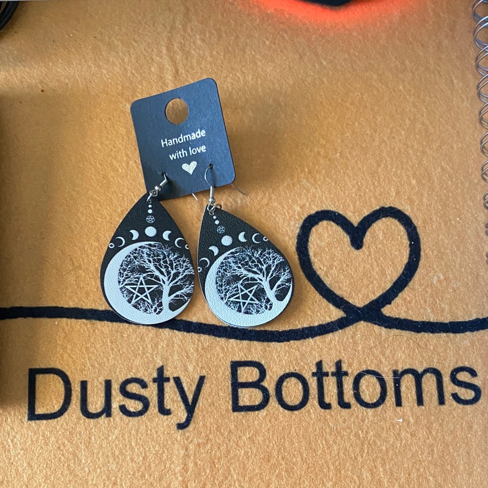 Black and White Tree Design Earrings